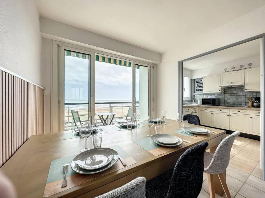 Bord De Mer Vue Panoramique Avec Parking Prive 圣让-德蒙 外观 照片